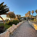 Le Mandrelle Resort