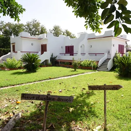 Le Mandrelle Resort