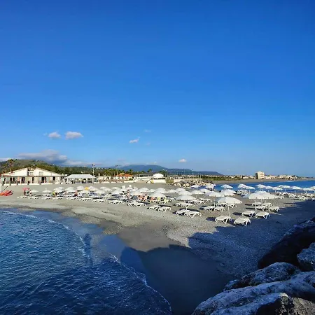 Le Mandrelle Resort