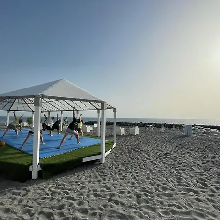 Le Mandrelle Resort *