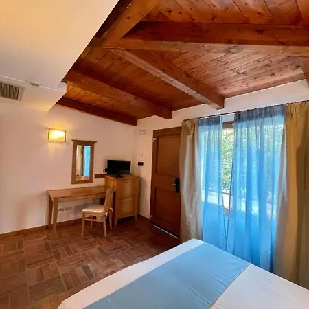 Le Mandrelle Курортный комплекс