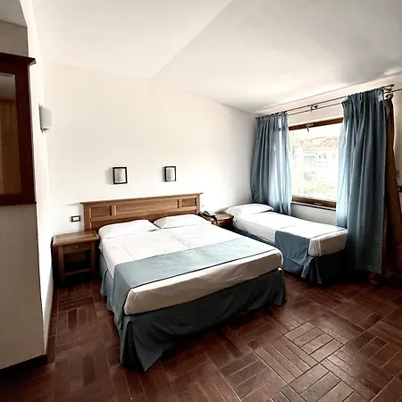 Le Mandrelle Курортный комплекс *