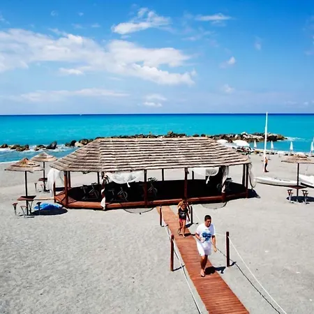 Le Mandrelle Курортный комплекс