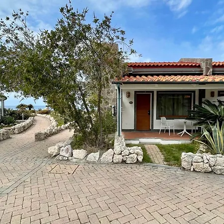 Курортный комплекс Le Mandrelle