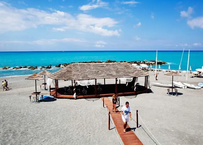 Le Mandrelle אתר נופש